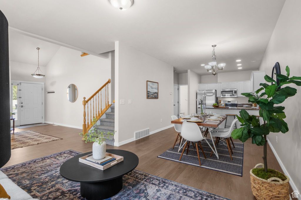 Photo of 1364 E OLD MAPLE CT S, Salt Lake City, UT 84117 (MLS # 2110889)