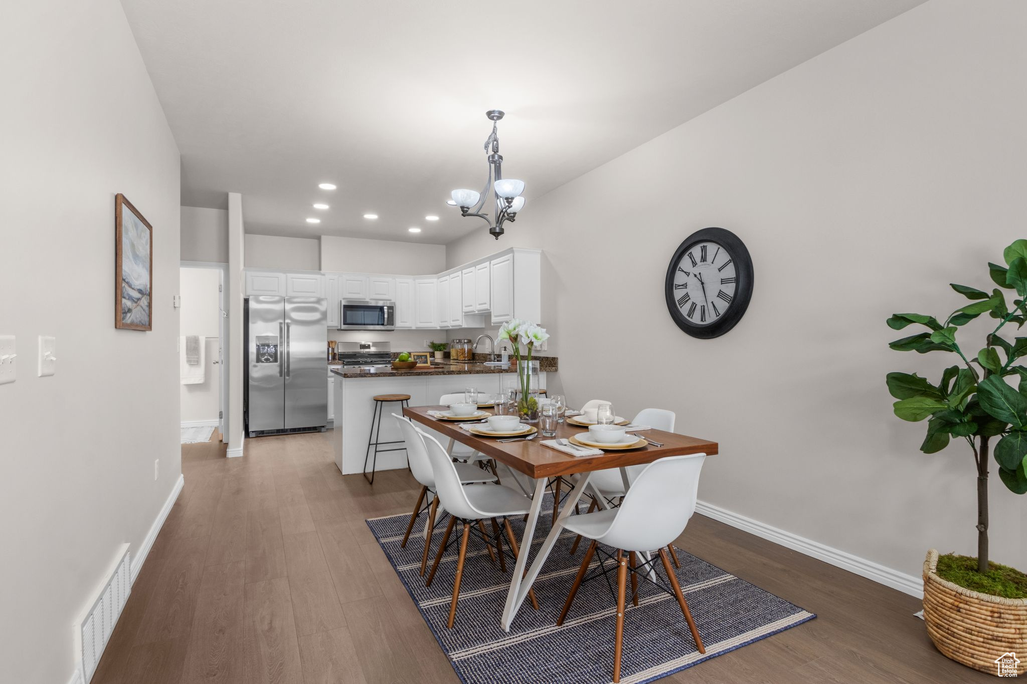 MAPLE RIDGE - Residential