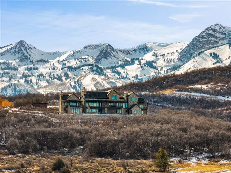 LEGACY MOUNTAIN ESTATES - Residential