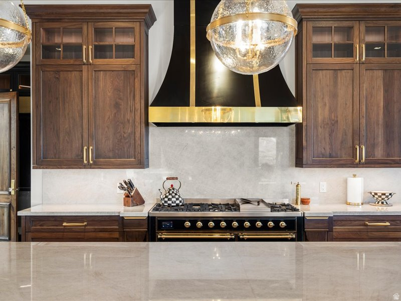 LEGACY MOUNTAIN ESTATES - Residential