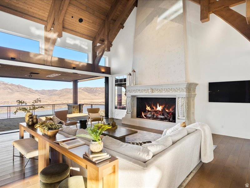 LEGACY MOUNTAIN ESTATES - Residential