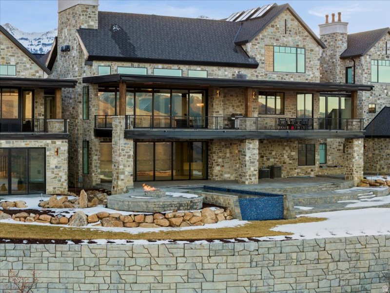 LEGACY MOUNTAIN ESTATES - Residential