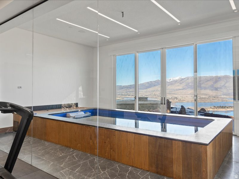 LEGACY MOUNTAIN ESTATES - Residential