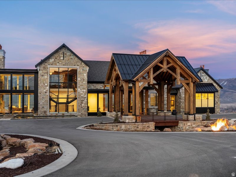 LEGACY MOUNTAIN ESTATES - Residential