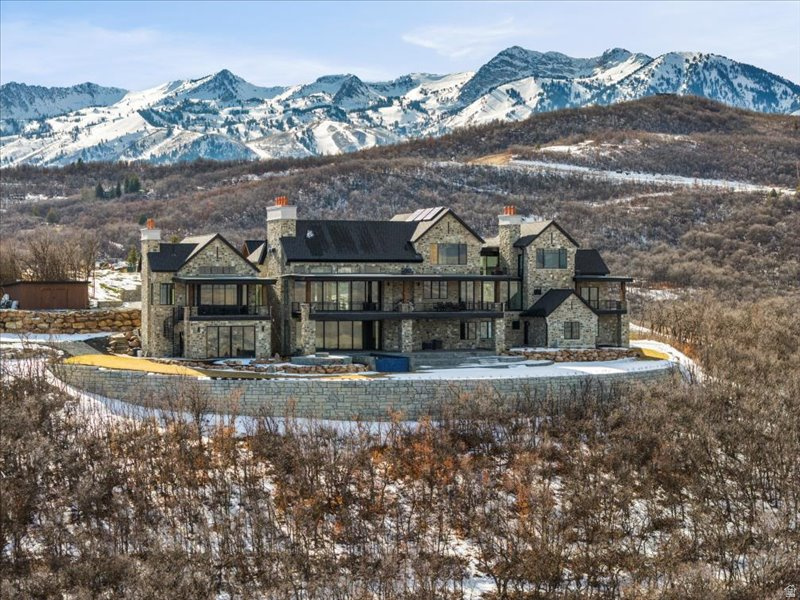 LEGACY MOUNTAIN ESTATES - Residential