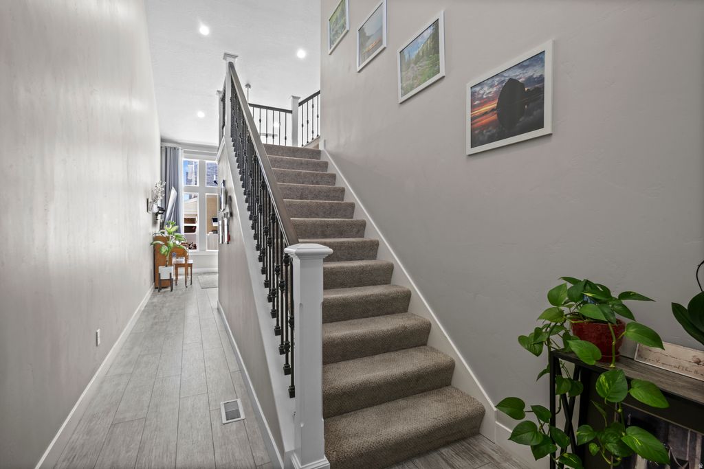 Photo of 2787 W SPARKFORD DR S, Salt Lake City, UT 84129 (MLS # 2157089)