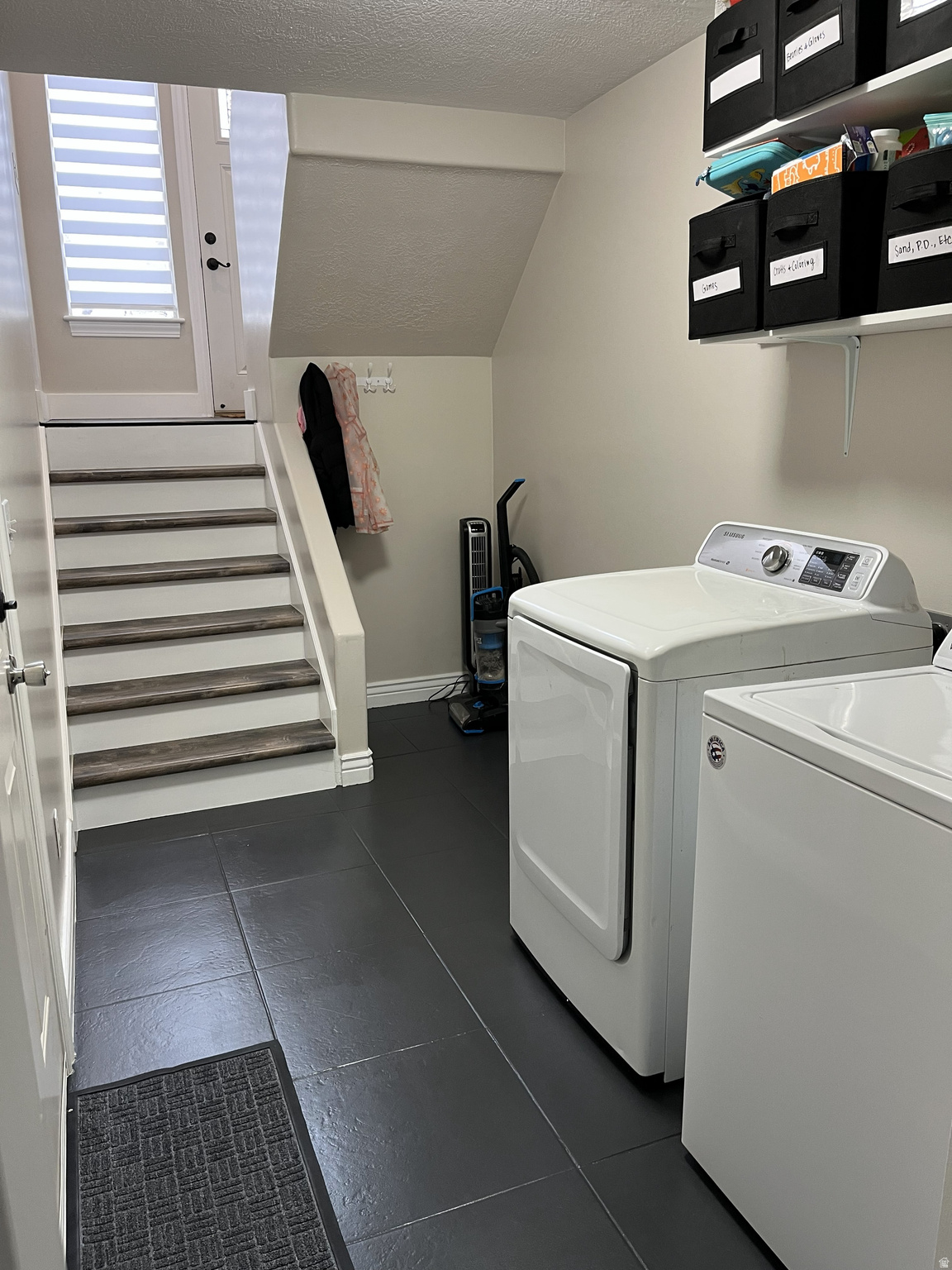 GARDEN GROVE ESTATES - Residential