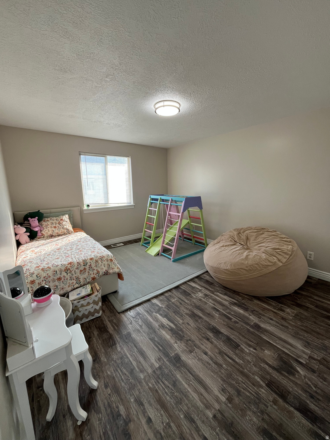 GARDEN GROVE ESTATES - Residential