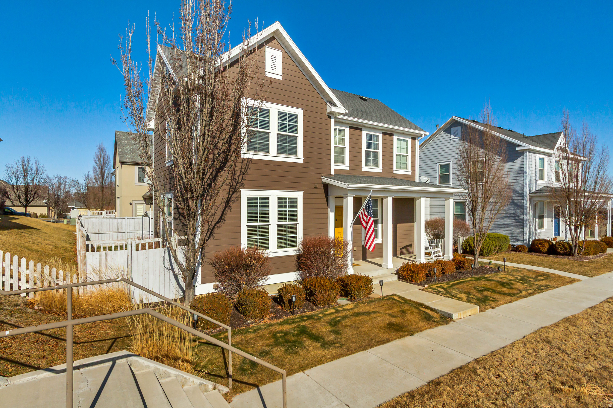 DAYBREAK - Residential