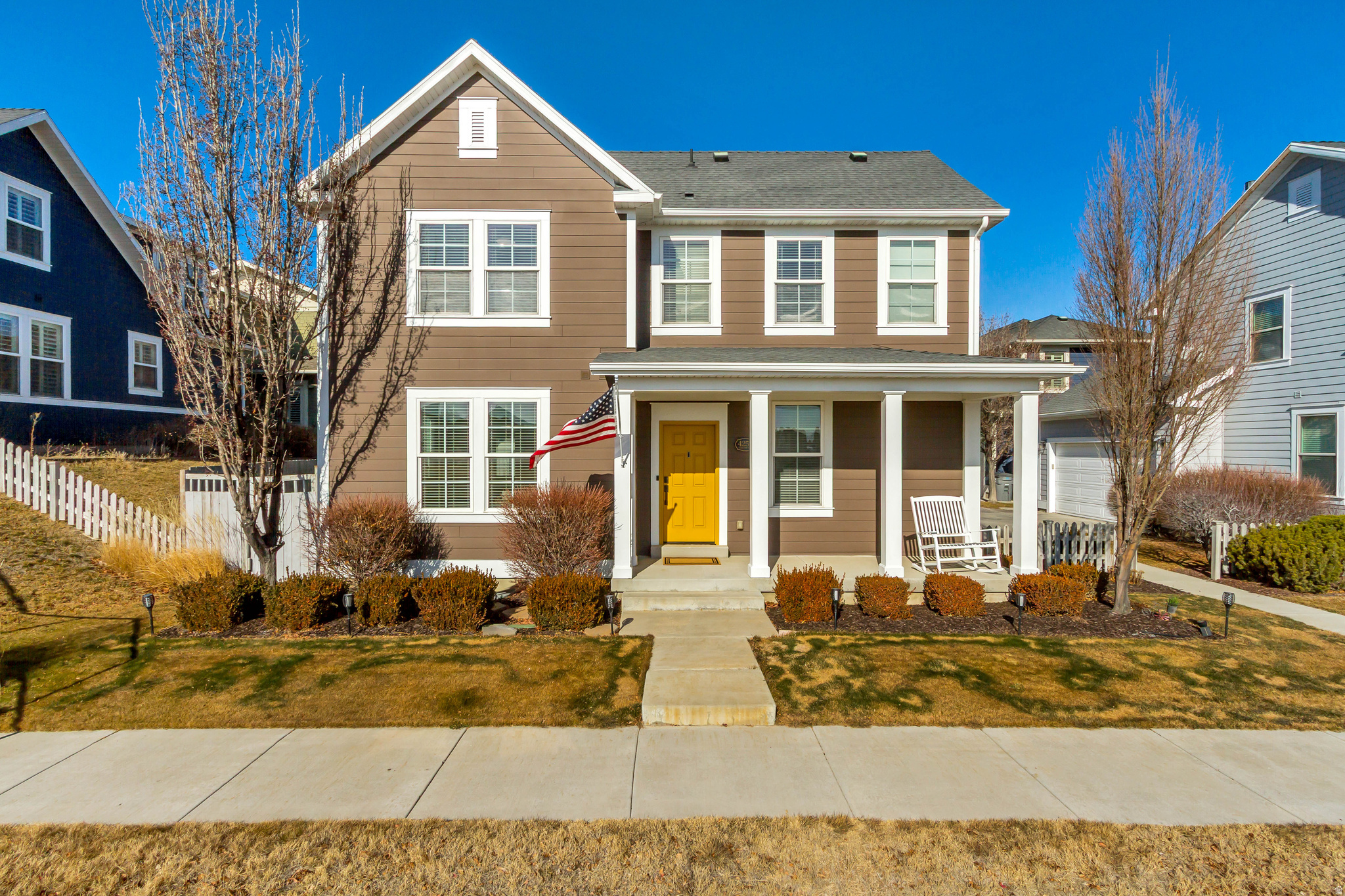 DAYBREAK - Residential