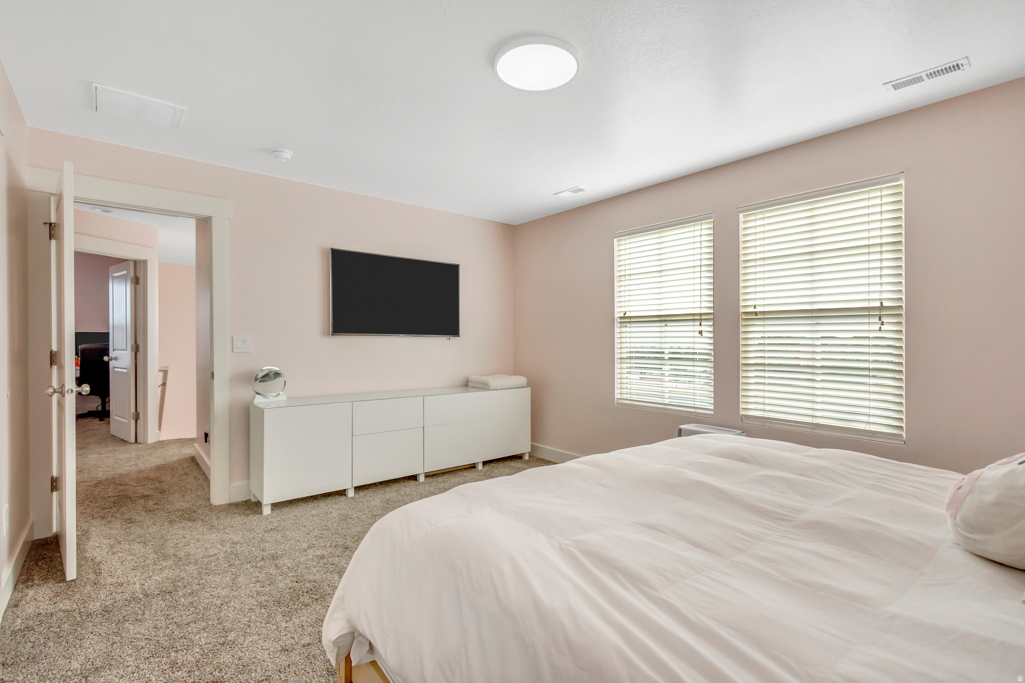 DAYBREAK - Residential