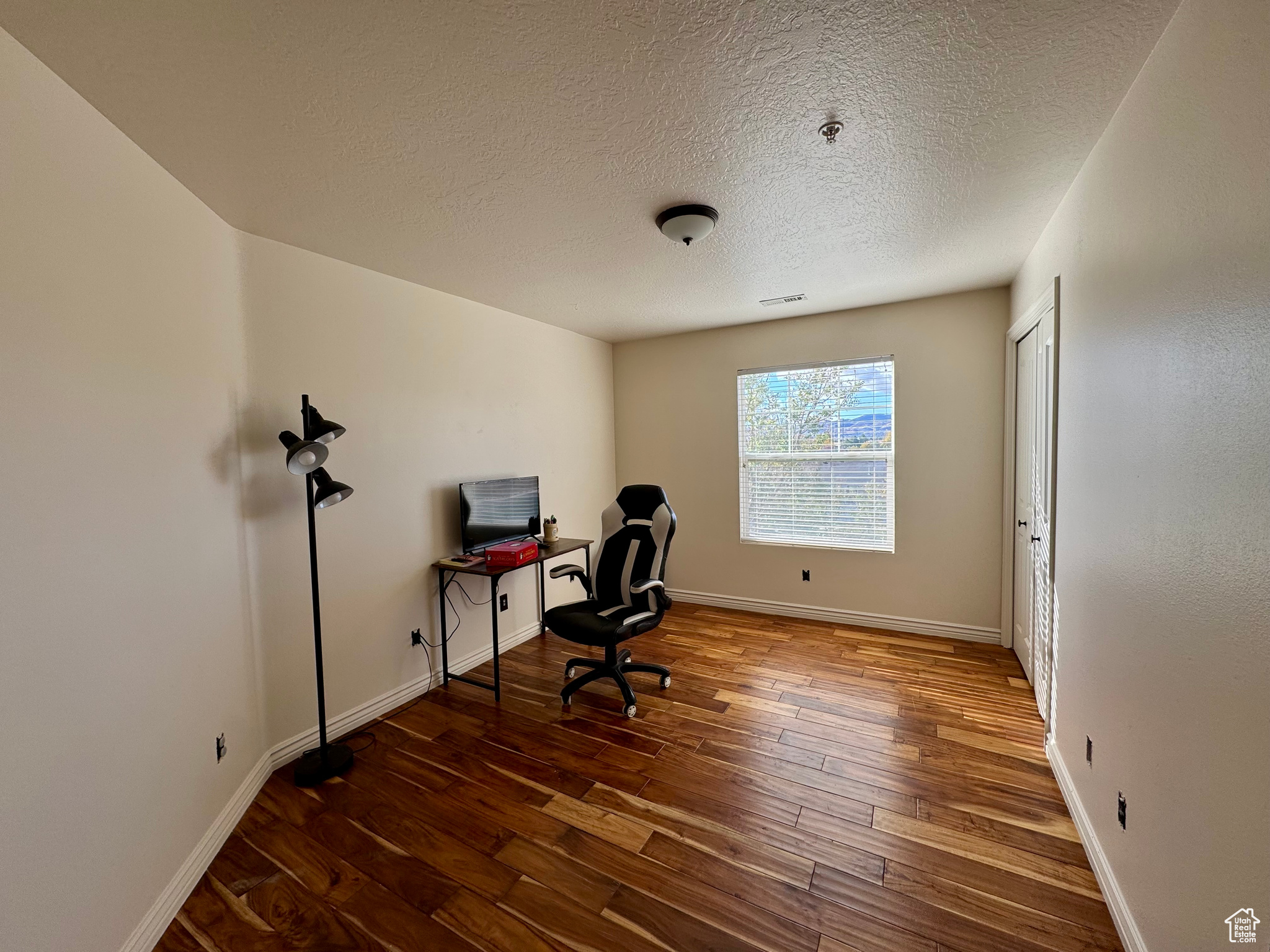 DAYBREAK - Residential