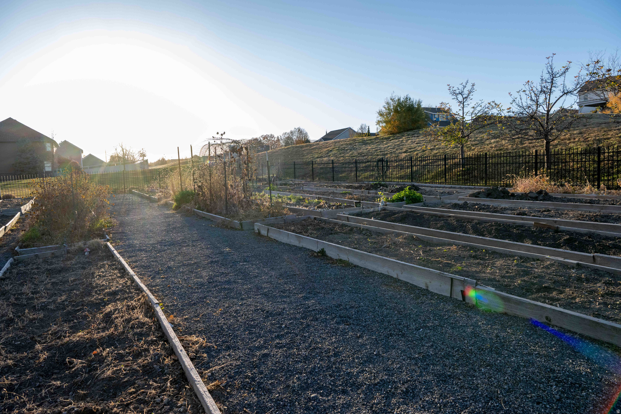 DAYBREAK - Residential