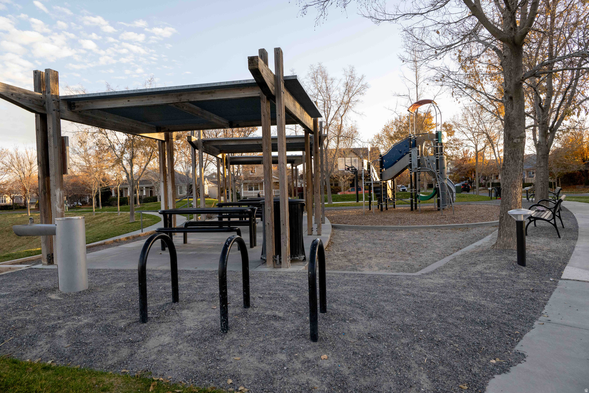 DAYBREAK - Residential