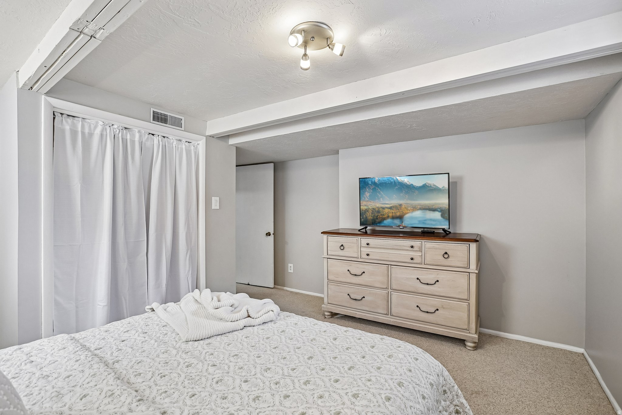 SD SUB - Residential