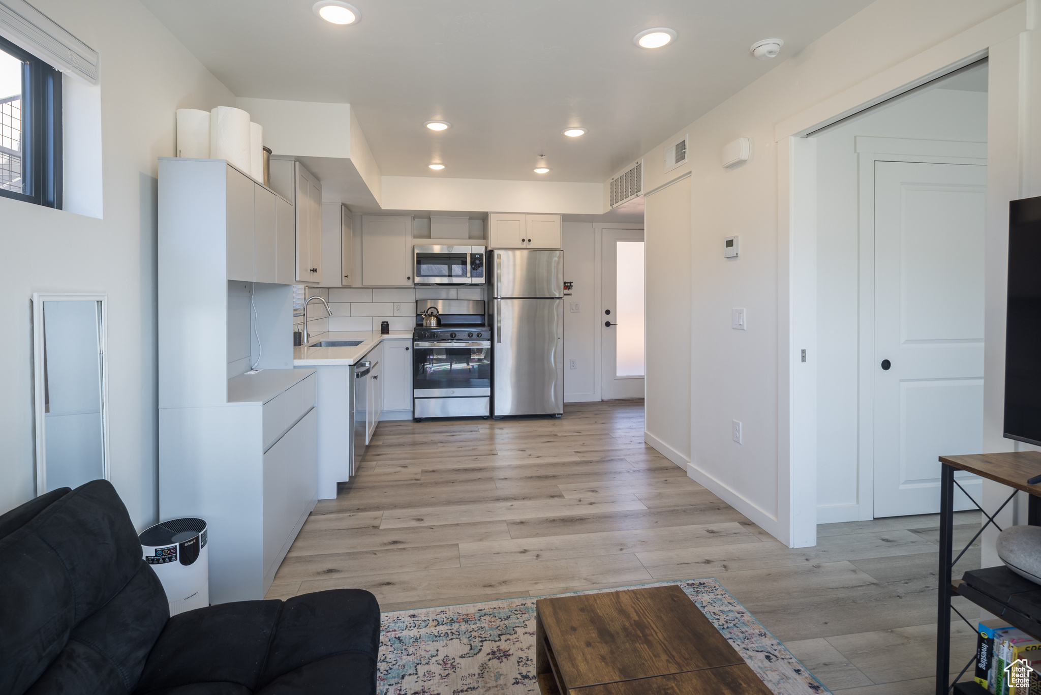 MURPHY FLATS - Residential