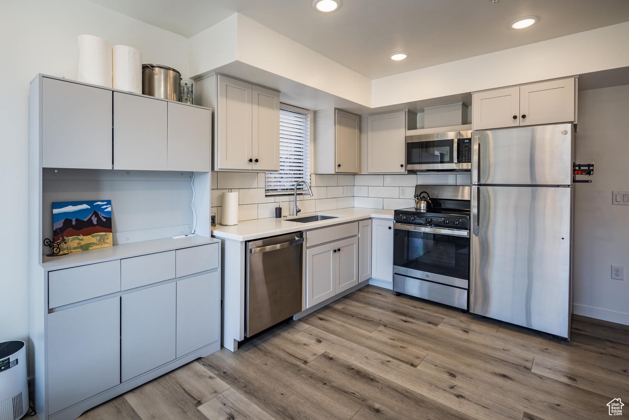 MURPHY FLATS - Residential