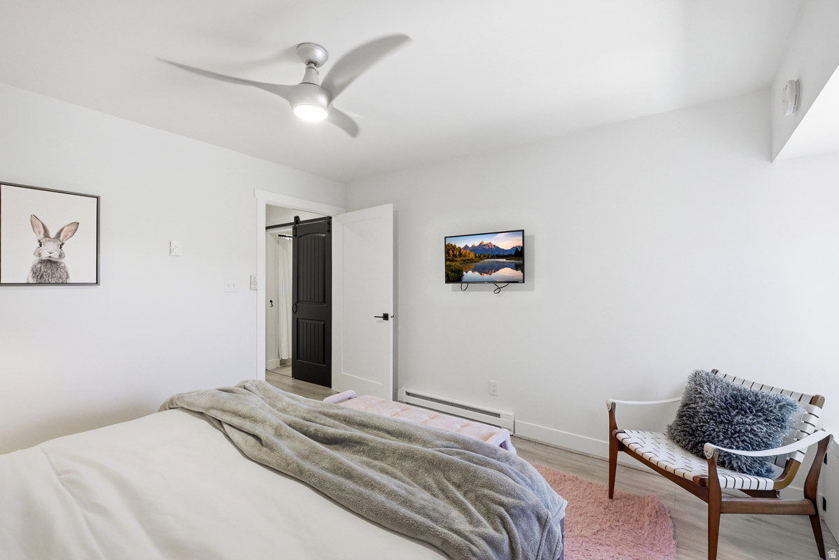 PAY DAY CONDOMINIUM - Residential