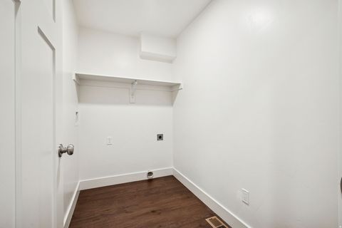 Tiny photo for 1627 N ANGEL ST, Layton, UT 84041 (MLS # 2128483)