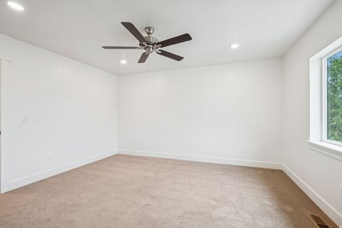 Tiny photo for 1627 N ANGEL ST, Layton, UT 84041 (MLS # 2128483)