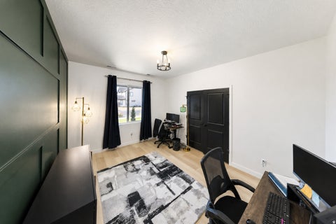 Tiny photo for 2468 W 3230 S, Syracuse, UT 84075 (MLS # 2184993)