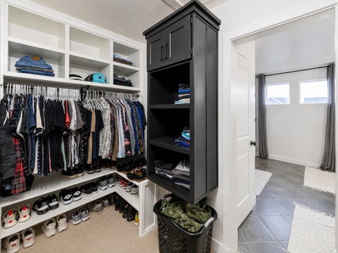 Tiny photo for 2468 W 3230 S, Syracuse, UT 84075 (MLS # 2184993)