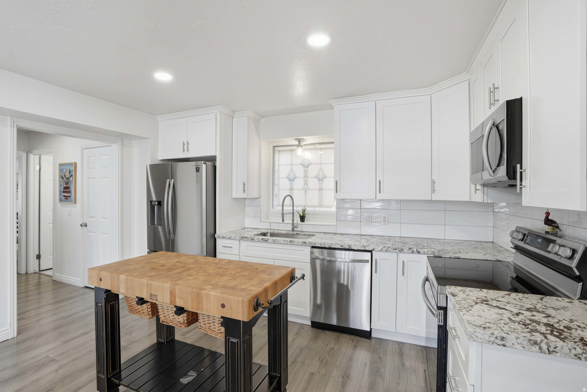 VILLAS OF COUNTRYLAN - Residential