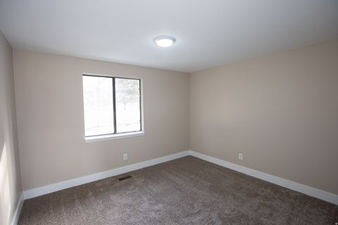 Tiny photo for 264 E 700 N, Harrisville, UT 84404 (MLS # 2139185)