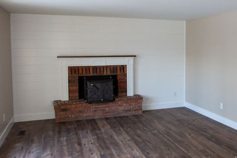 Tiny photo for 264 E 700 N, Harrisville, UT 84404 (MLS # 2139185)