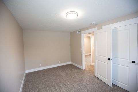Tiny photo for 264 E 700 N, Harrisville, UT 84404 (MLS # 2139185)