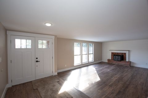 Tiny photo for 264 E 700 N, Harrisville, UT 84404 (MLS # 2139185)