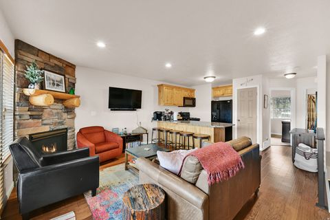 Photo of 3555 N FOX RUN Dr S #304, Eden, UT 84310 (MLS # 2139893)