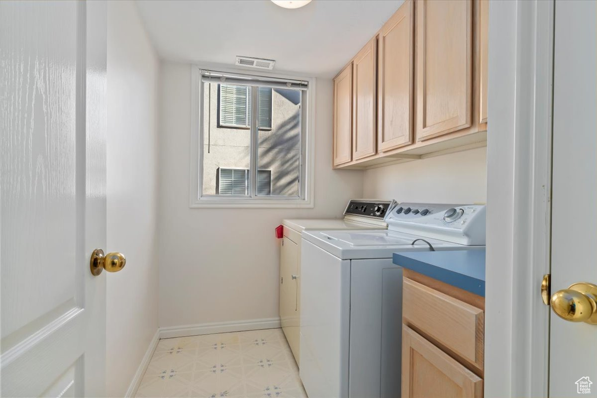 MILL HOLLOW - Residential