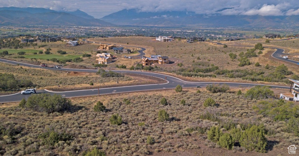 RED LEDGES - Land