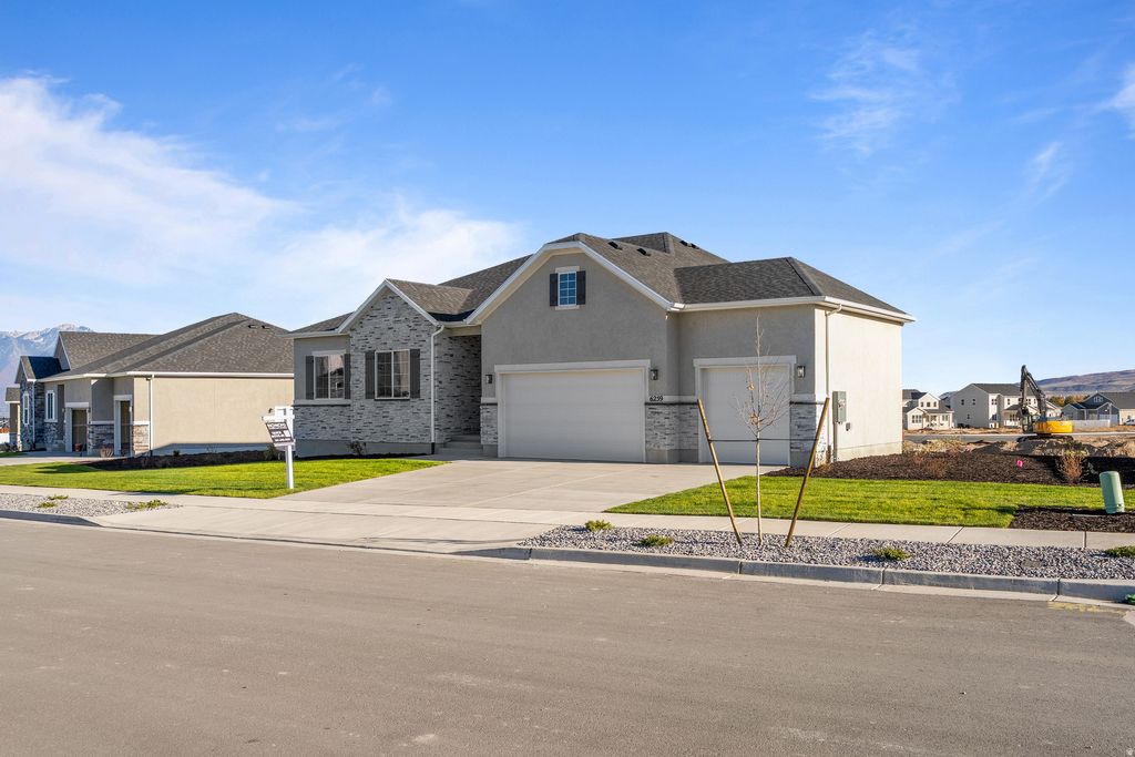 Photo of 6259 W TETON RANCH DR S #321, Herriman, UT 84096 (MLS # 2142588)