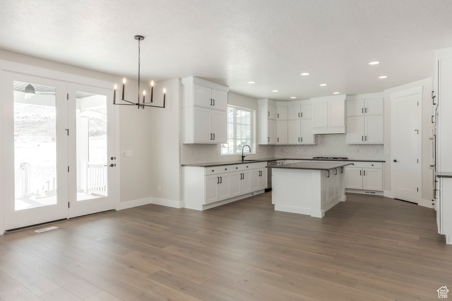 STEWART RANCHES - Residential