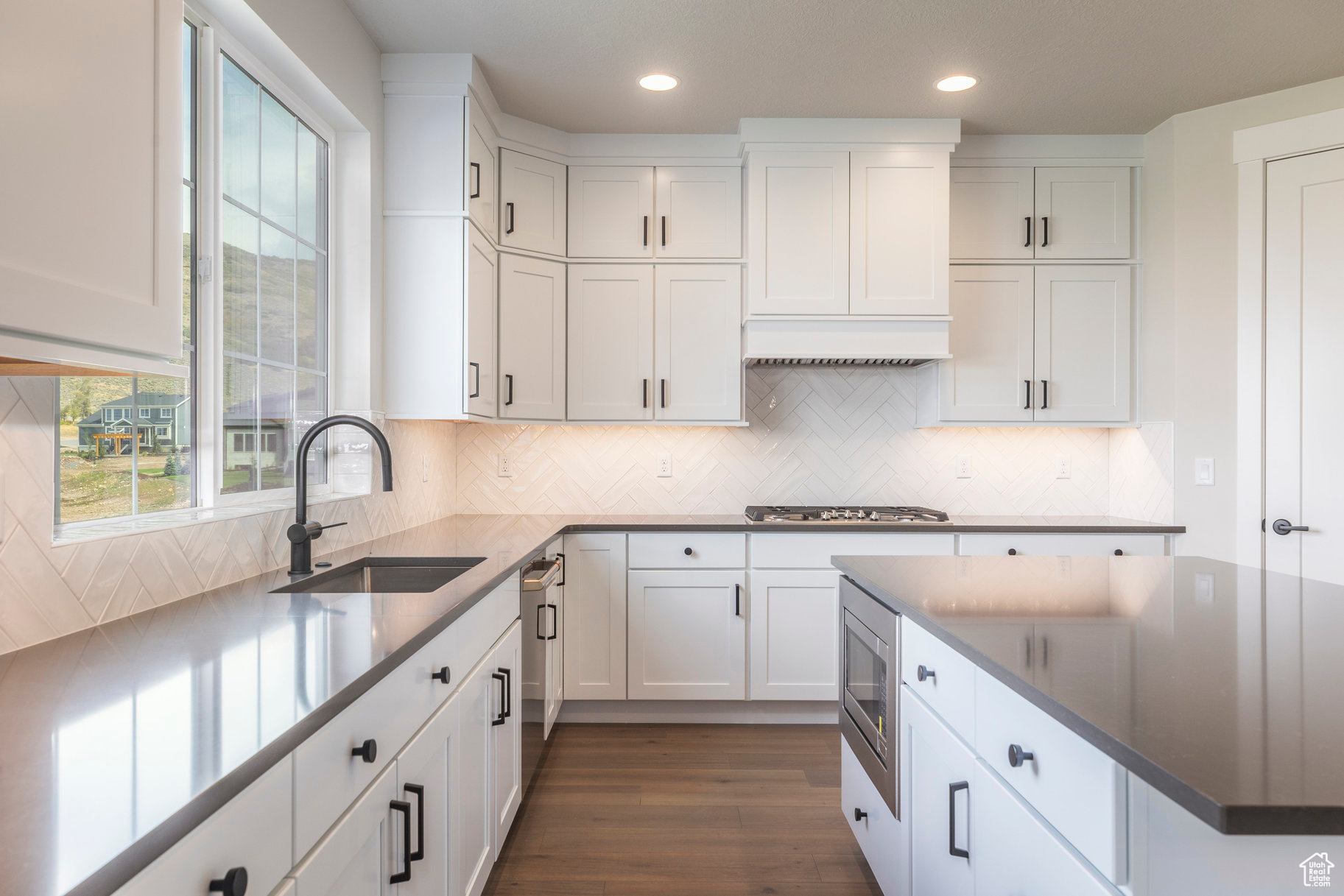 STEWART RANCHES - Residential