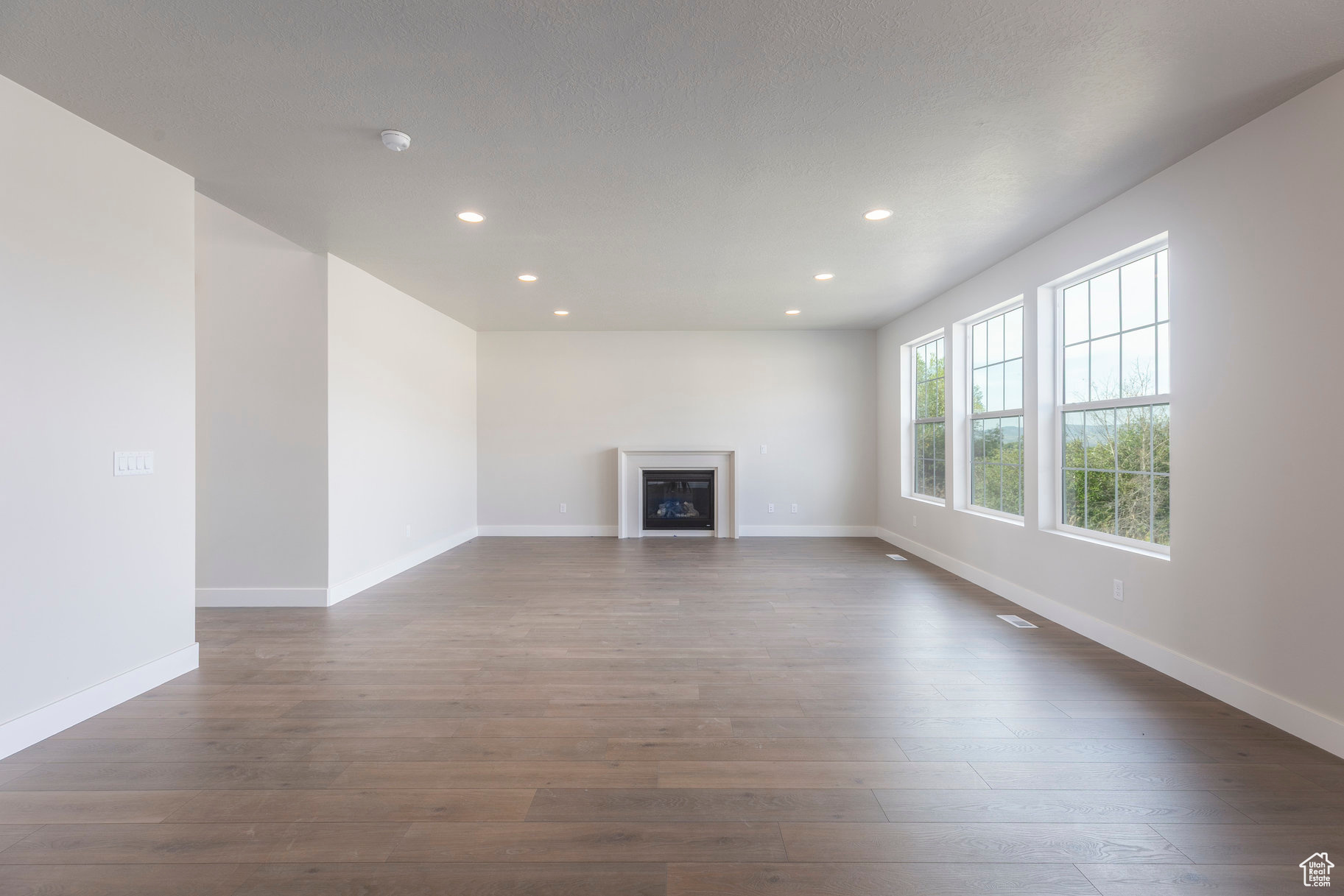 STEWART RANCHES - Residential