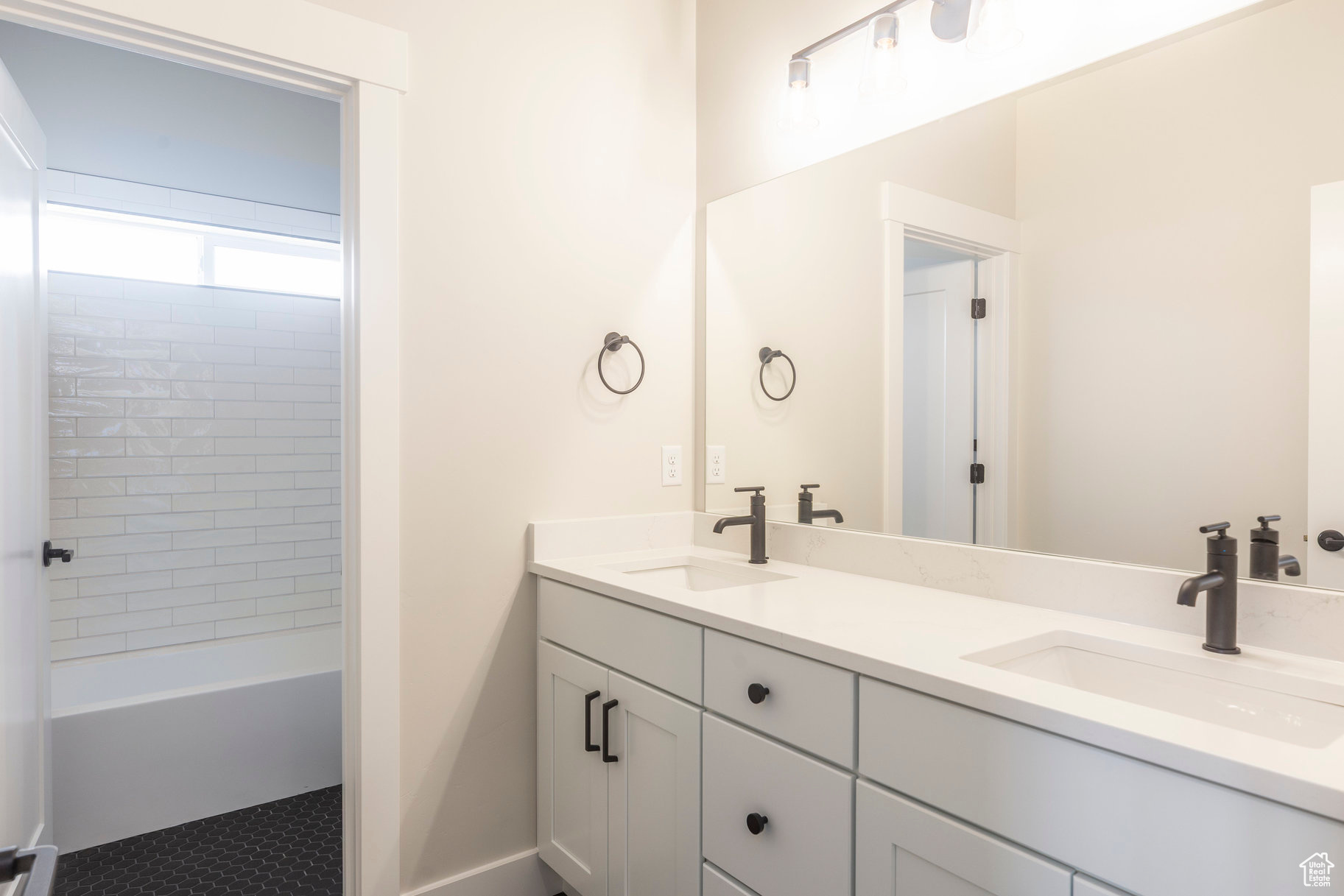 STEWART RANCHES - Residential