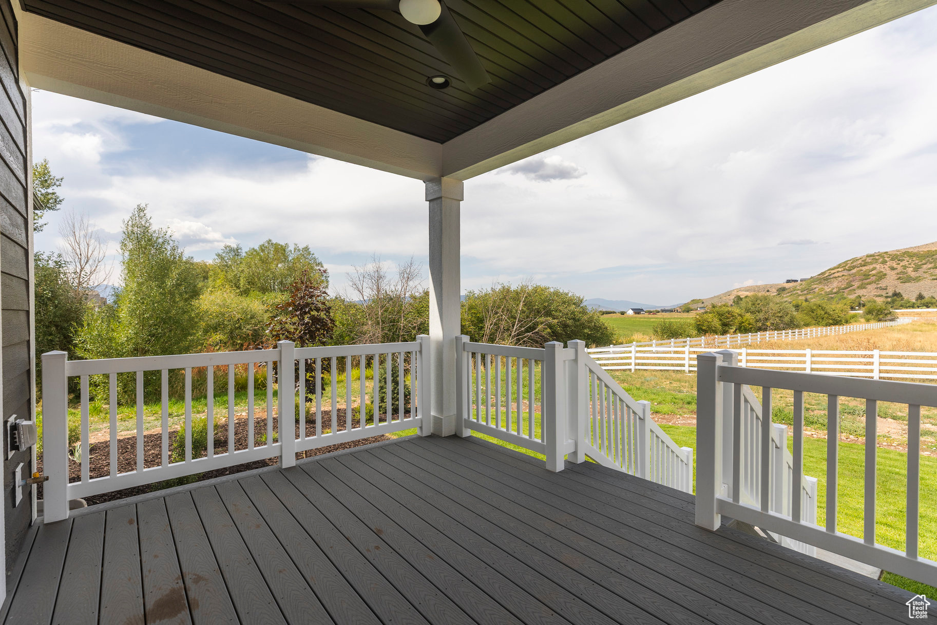 STEWART RANCHES - Residential