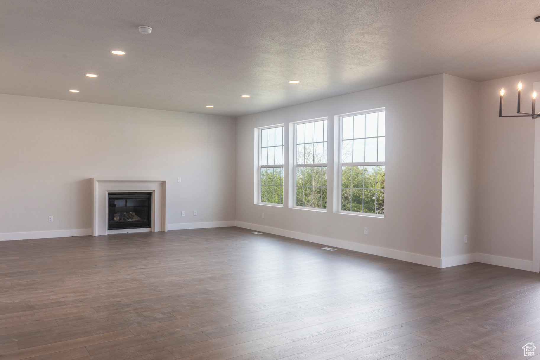 STEWART RANCHES - Residential