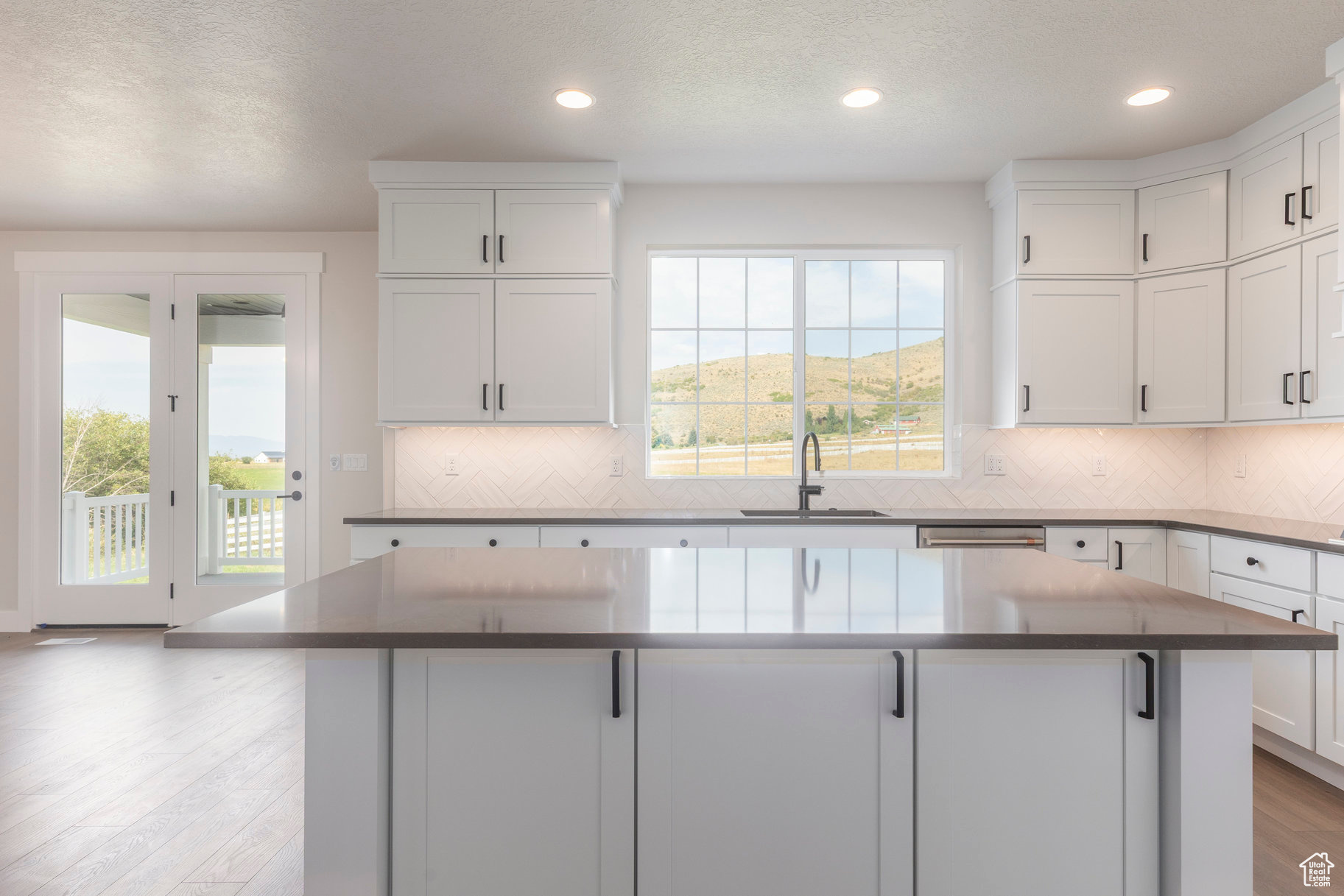 STEWART RANCHES - Residential
