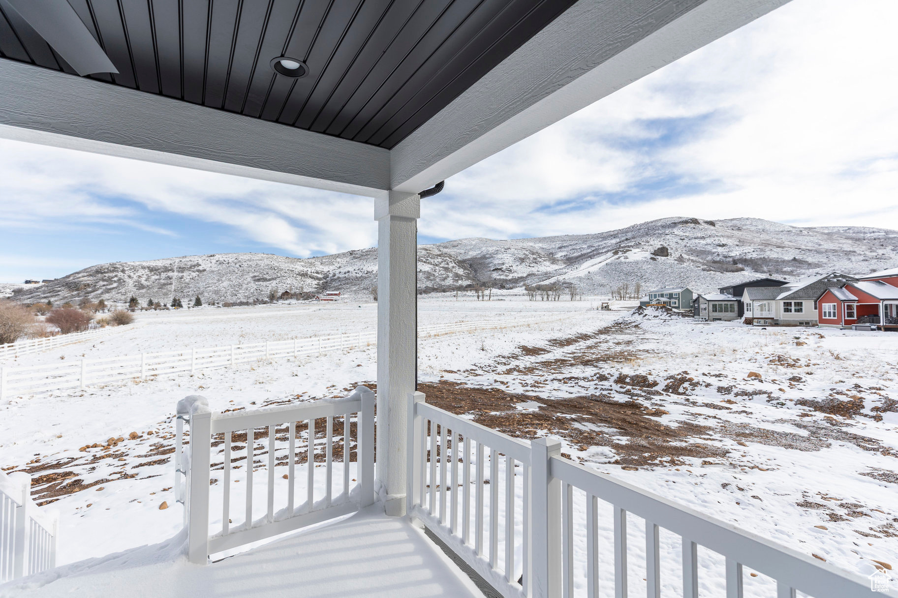 STEWART RANCHES - Residential