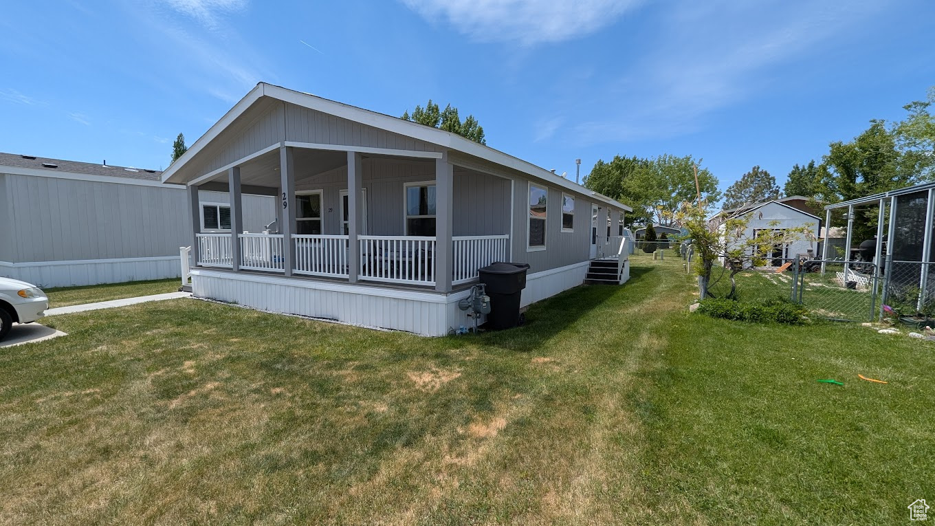 TOWN & COUNTRY ESTATES - Residential