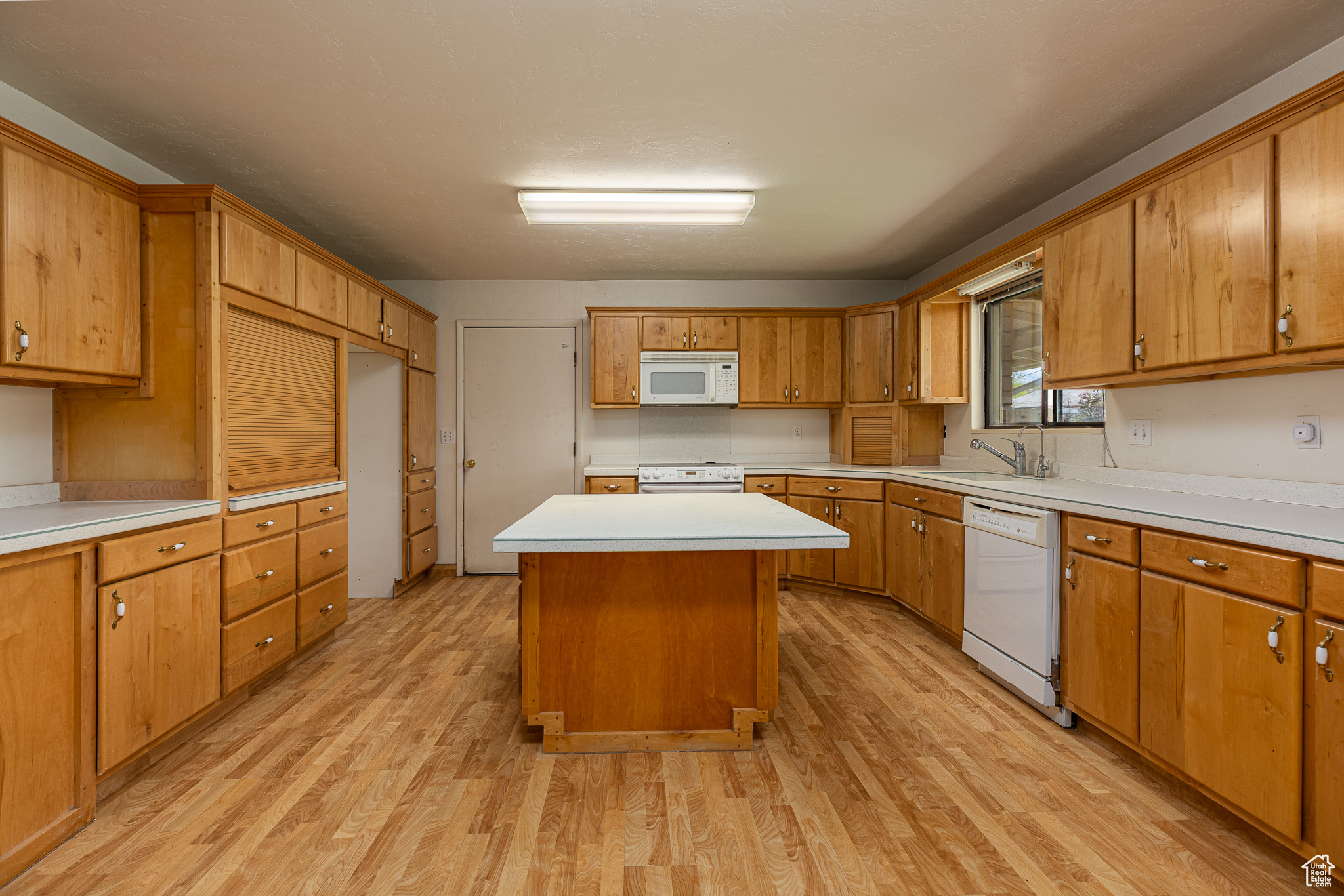 437 S 100, Kanab, Utah image 8