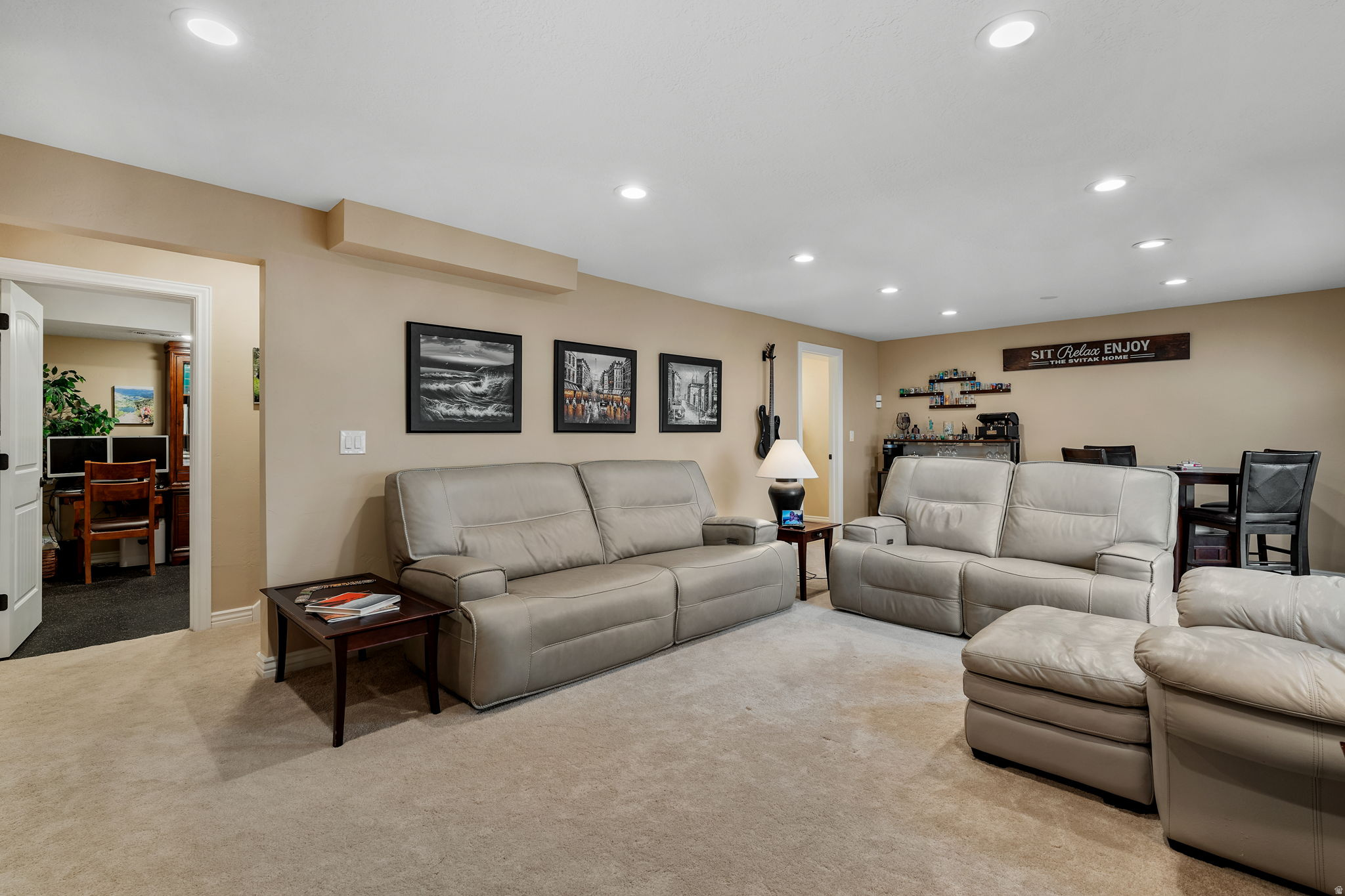 TRAVERSE CHATEAUX - Residential