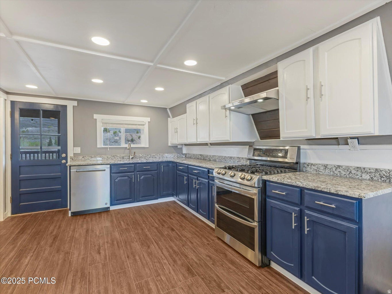 TIMBER LAKES - Residential