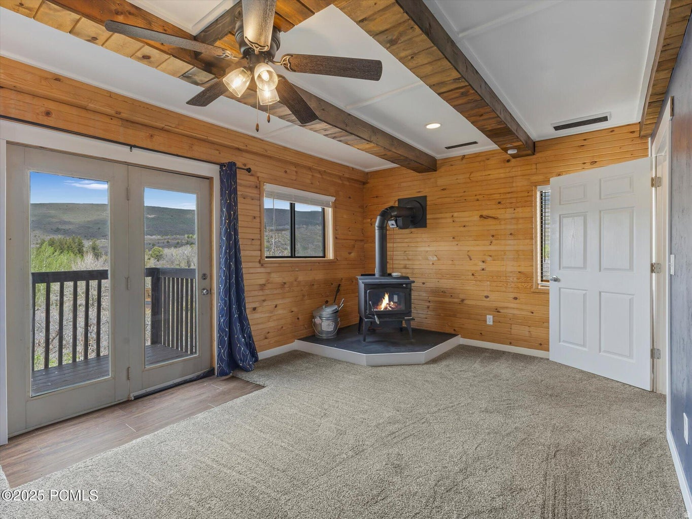 TIMBER LAKES - Residential