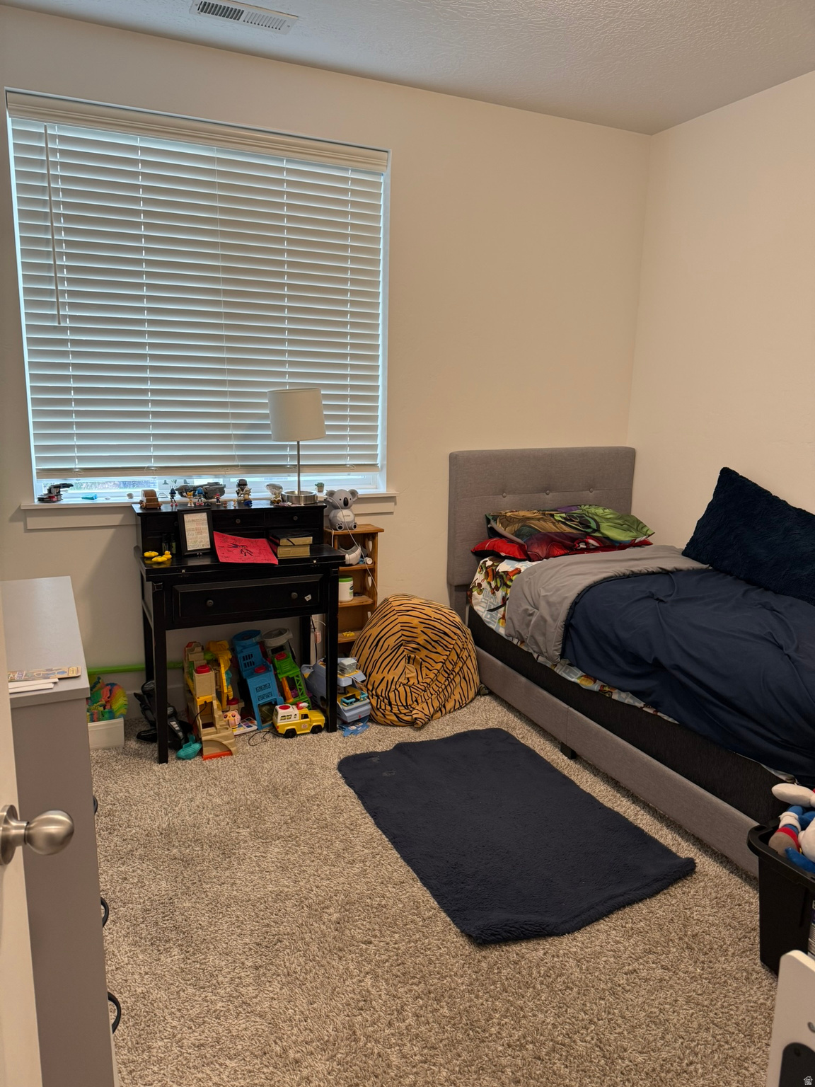 LAKE FRONT - Residential