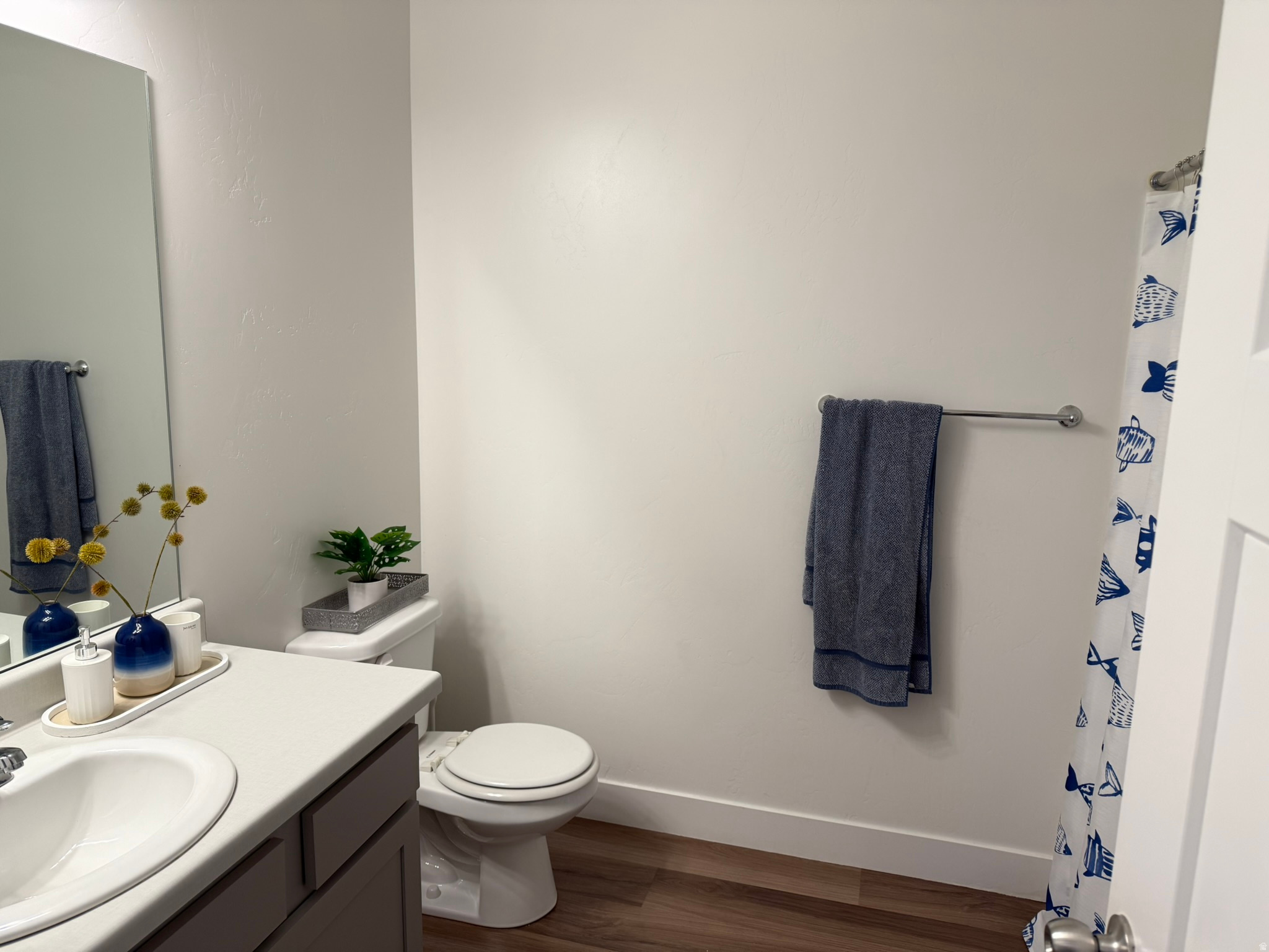 LAKE FRONT - Residential